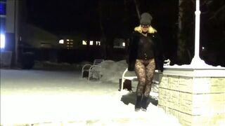 New Year's Eve night walk in nylon tights without a skirt