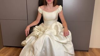 Hot bride for cuckold husband!