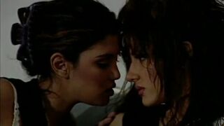 Lesbian cheerleaders suck each others pussies