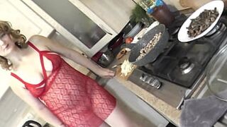 In transparent peignoir without panties and bra, nude mom Milf Frina continues to cook naked in kitchen. Today on menu is salad of chicken breast and champignons. - 1 image