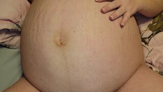 Friend teases wife's 9 months pregnant pussy then creampied herpussy - 6 image
