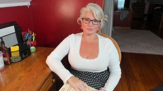 Curvy MILF Rosie: Home-wrecking Sis In Law Seduces You to Cheat