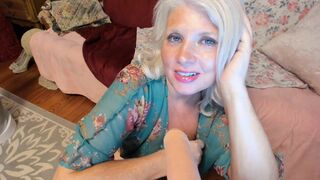 Curvy MILF Rosie: Custom Vid: Neighbor Next Door and BJ! POV.