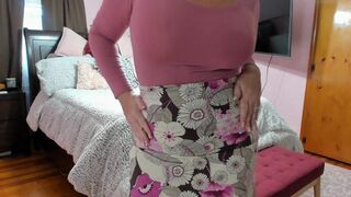 Curvy MILF Rosie: Let's Play - What If I Wasn't Your StepMILF