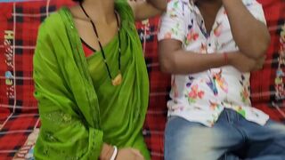 Seeing the girl of Bholi Bhaali Gao in a sari, if she does not sing, then she gets a tremendous fuck.