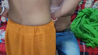 Seeing the girl of Bholi Bhaali Gao in a sari, if she does not sing, then she gets a tremendous fuck.