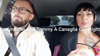 They have sex in the car - 7 image
