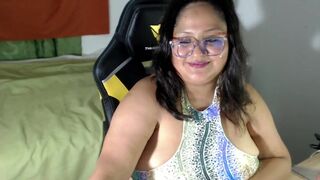 Bbw just talking with her fans