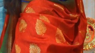 Indian Milf Nude sharee fingering - 2 image