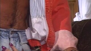 Dicke Milf mit Behaarter Muschi im Wartezimmer gefickt