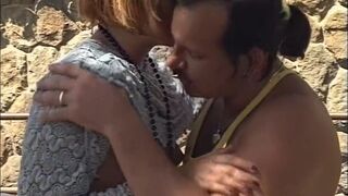 Mein Gaertner fickt mich schon beim Erstgespraech