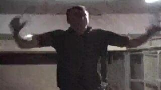 Geiler Femdom - Spucken, Schlagen, Treten!