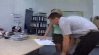 Geiler Femdom - Spucken, Schlagen, Treten!