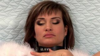 A juicy woman in action making everyone cum