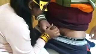 Mere Pati Ka Randi Baj Dost Ki Land Chuswa Di Hotel Room Pe , Paisa Udhar  Lene k liye