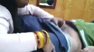 Mere Pati Ka Randi Baj Dost Ki Land Chuswa Di Hotel Room Pe , Paisa Udhar  Lene k liye