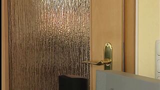 Zei freundinnen lecken sich