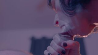 Hot MILF gives amazing head - 13 image