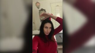 The bitch retired during the party to satisfy the pussy