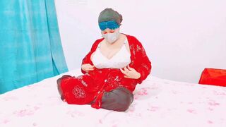 Big Tits Arab Chubby Show Boobs and Pussy