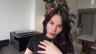 deepthroat and big boobs bottom view