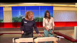 Inka Schneider hat dicke Euter und grosse steife Nippel