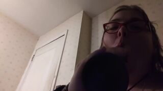 Bbw fucking and sucking bbc dildo