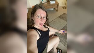 very horny BBW home alone housewife dildoing her bald pussy
