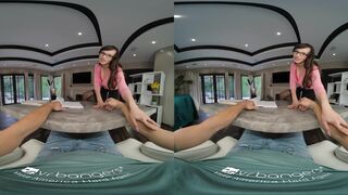 VR BANGERS Wet Mature Pussy To Try Out VR Porn