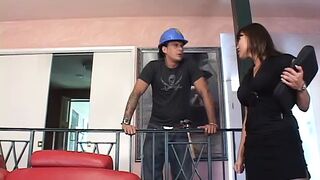 Nasty slut is ready to get the pleasure from the ass