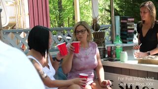 Double Penetration Fucking at the Love Shack . FetSwing Life