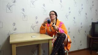 Fetish with food from chubby milf with big tits and morning masturbation shaved pussy for breakfast