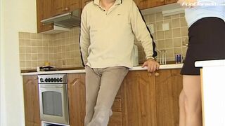 Sie hat es wieder getan!