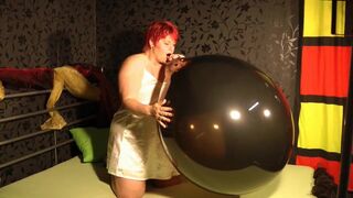 Annadevot - Black Balloon, golden heels, red fingernails