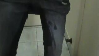 For all pee lovers! 30 minutes Pure pee!