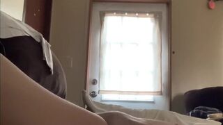 Busty MILF plays with juicy pussy on the couch