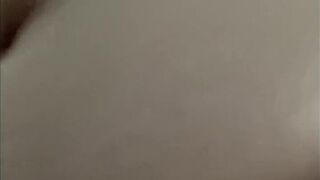 Busty MILF plays with juicy pussy on the couch