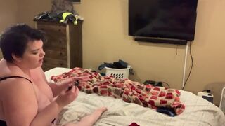 Curvy Pregnant BBW Greedy to Cum Plays with Her New Toy! - 11 image