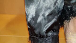 Femdom MILF Mistress Nina Luna Feet Playing with a Dildo and Crushing Rubber Cock With her Feet