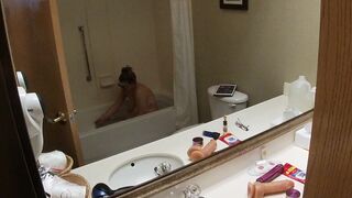 Highandhorny22 hotel bathtub fun!!