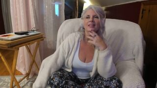 Curvy MILF Rosie: Painted Rose Live Stream Cam Chat 9-10-2021 Mail Day Post Filming