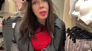 A Blow Job for Dress right in a Fitting Room