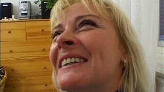 German Milf shows Fuck Skills to MilfHunter