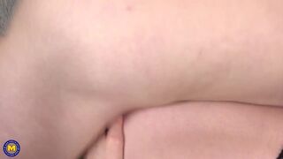 Expirienced mature ma fucks inexperienced stud