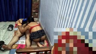 PAKISTANI GIRLFRIEND WITH BOYFRIEND IN HOTEL SEXY BOOBS