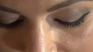 Ania Kinsky Chienne MILF Suce Son Maitre et Avale Son Sperme En POV