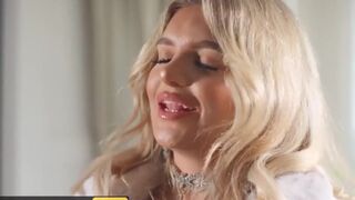 Baby got Boobs - Anna Bailey Danny d - getting the Shot