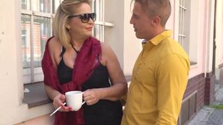 Busty Mature Mom Gets Cuni and Sex from Boy