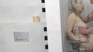 Hot & Wet. Big Boobs Blonde MILF Fucking in the Shower.