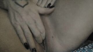 Talking,pussy Play with Fingernail Polish Bottle